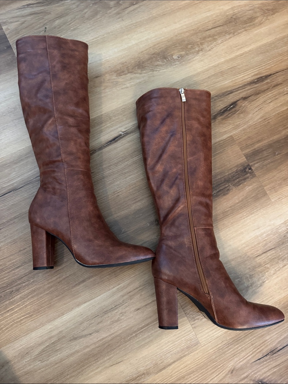 Women's Tall Brown Knee-High Block Heel Boots
